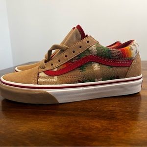 Vans all nations skate old skool limited editions. NWT! Women’s 6.5